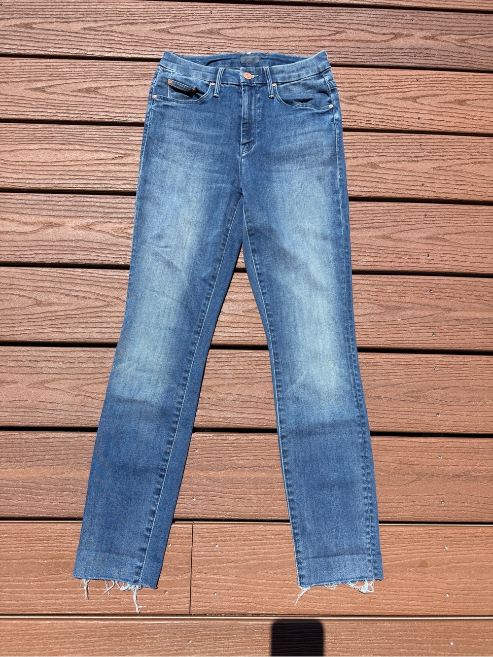 MOTHER The Looker Ankle Fray jeans